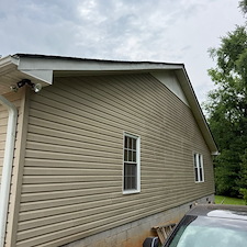 House-Washing-and-Gutter-Guard-Installation-in-Simpsonville-SC 0